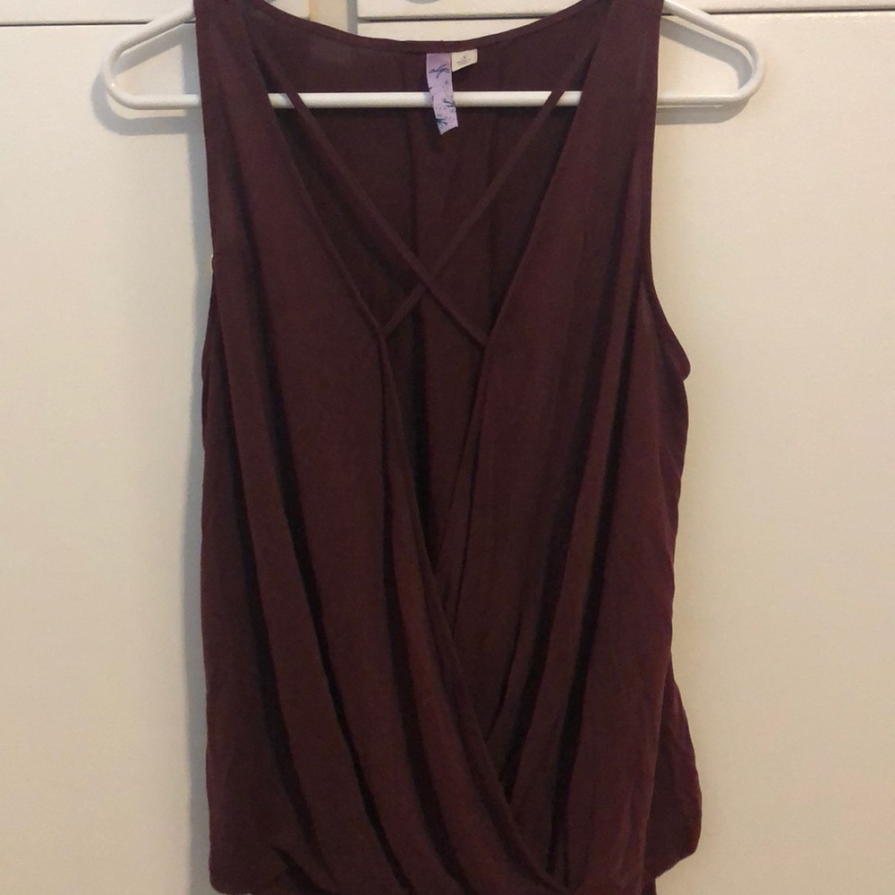 Alya nice cross tank. Size sm